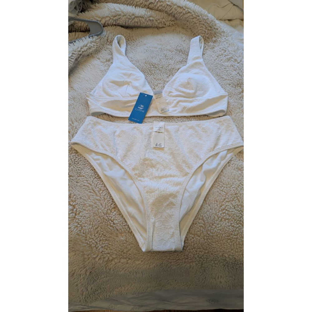 Women's Cupshe Swimsuit Set Size M White
